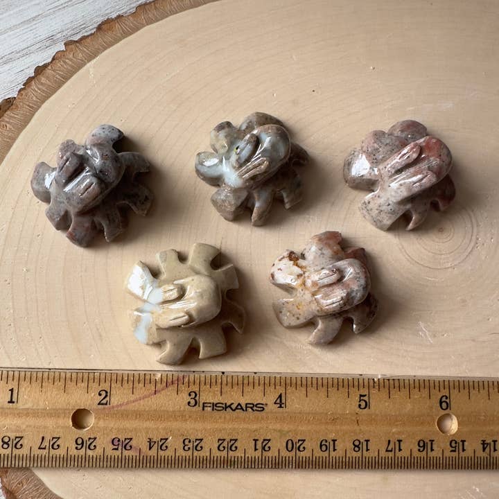 Pebble House - Wholesale Spiritual Stone/Crystal - Soapstone Animal Carving 30+ Varieties - Crystals & Stones35