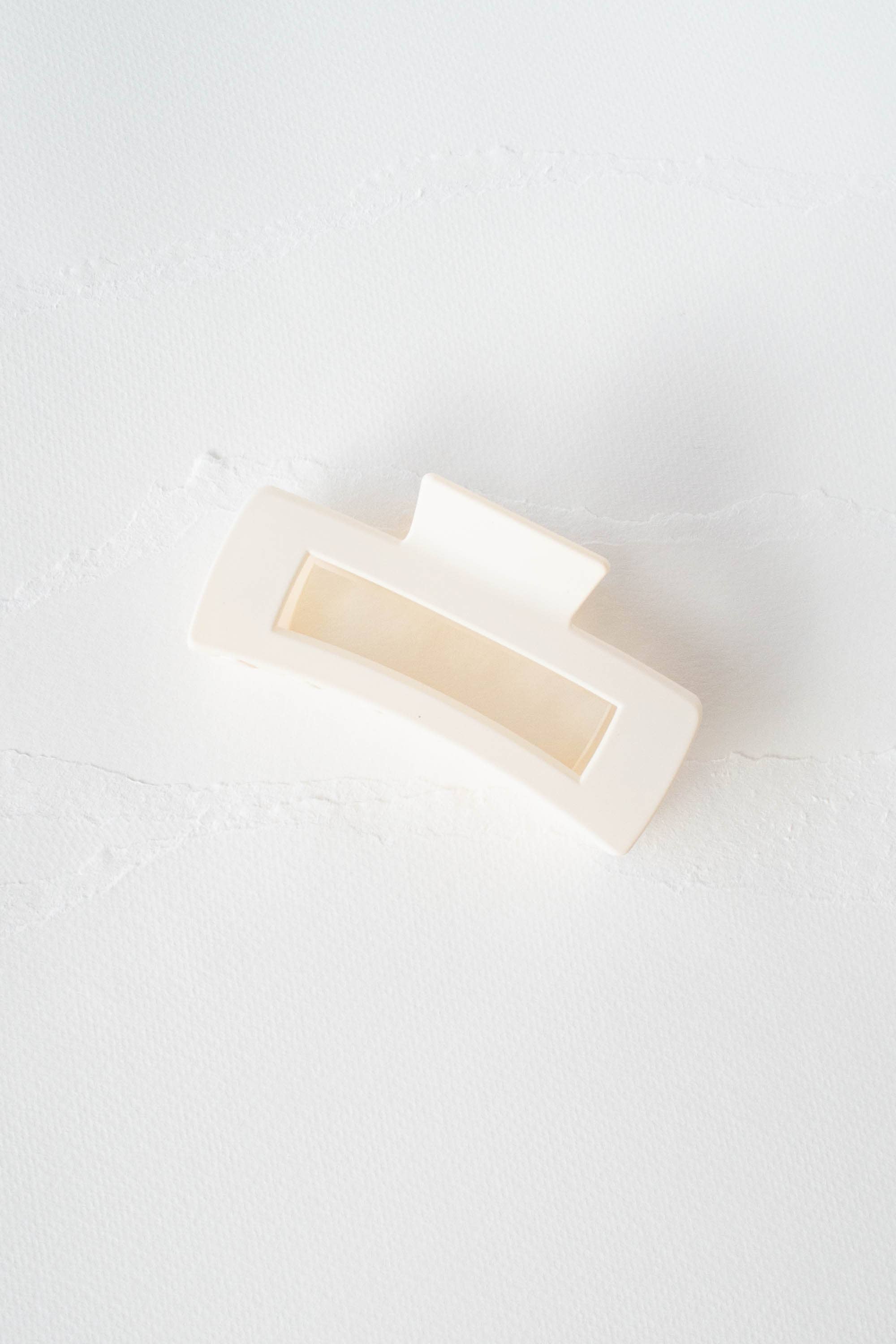 Tiepology – wholesale Hair clip – Women’s – Beyond the Border Hair Clip3