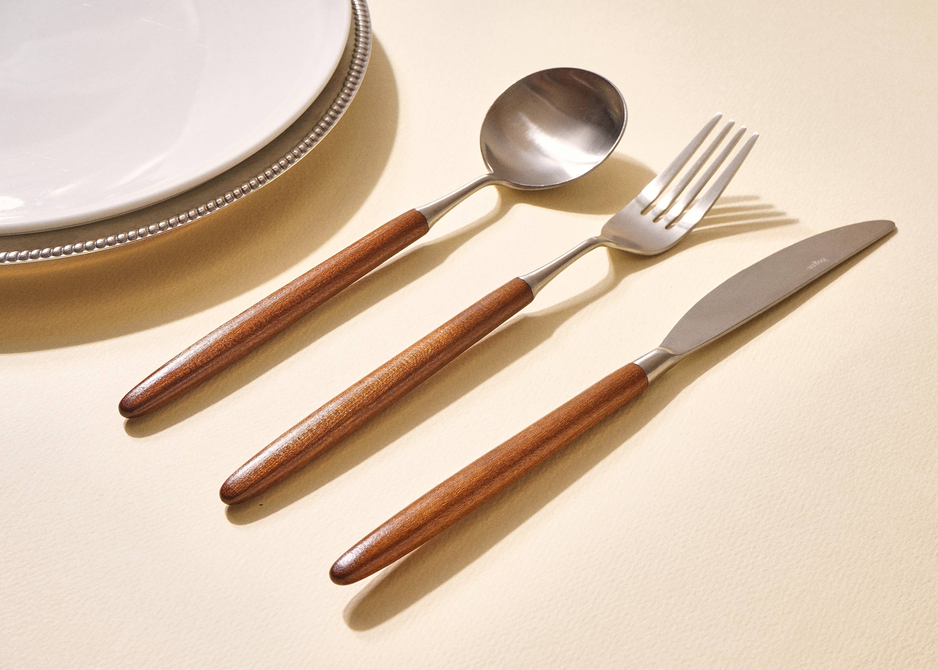 Korea Table - Wholesale Assorted Cutlery Set - Honey Maple Cutlery19