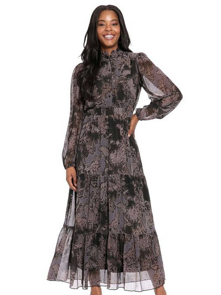 Robe maxi en chiffon à imprimé cachemire London Times pour la vente par New Yorker's Apparel