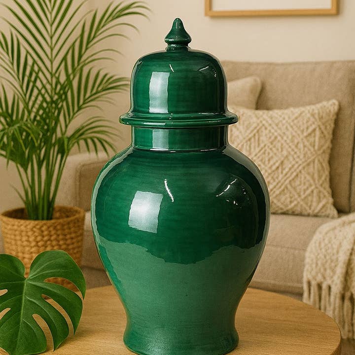 Tempelvase Keramik grün 43 cm Vase mit Deckel Keramikvase für den Großhandel von Signature Home Collection GmbH