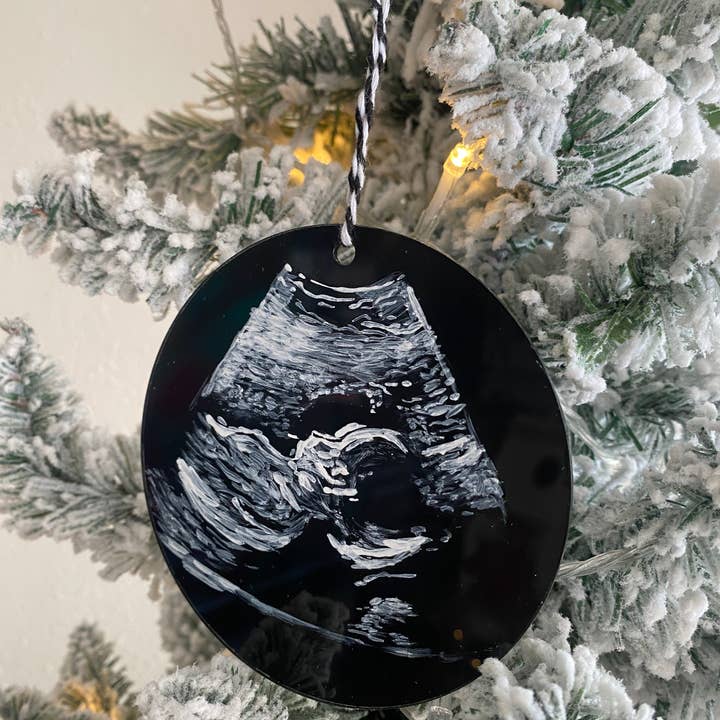 Brugerdefineret håndmalet ultralydspynt for engroshandel hos Painted Peony Art