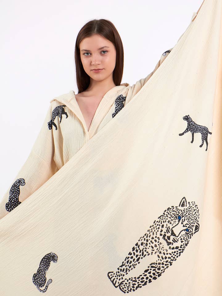 Yaz Concepts - Wholesale Kimono - Women's - White Leopard Print Short Robe Animal Print Clothing Kimono 7