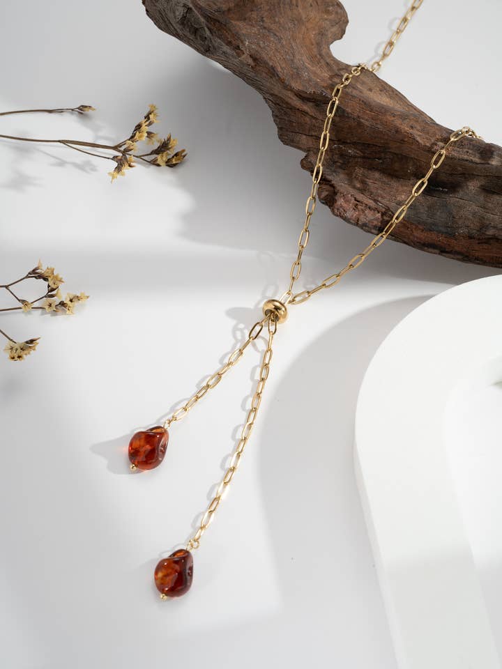 Justerbart Guld Bärnstensglidande Halsband – Solstråle, för wholesale av COSMOS