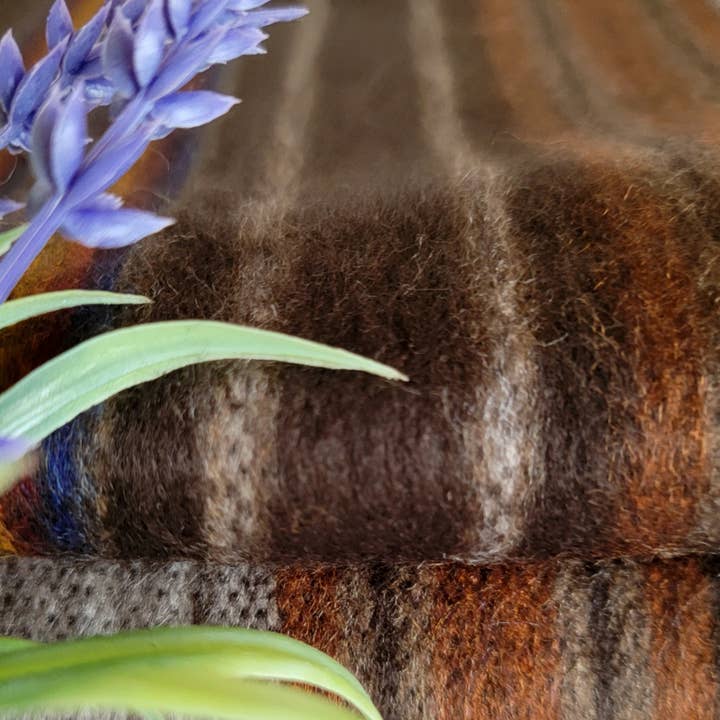 LATITUDE ZERO GOODS - Wholesale Throw blanket - Bolivar - Queen size Alpaca Wool Throw Blanket4