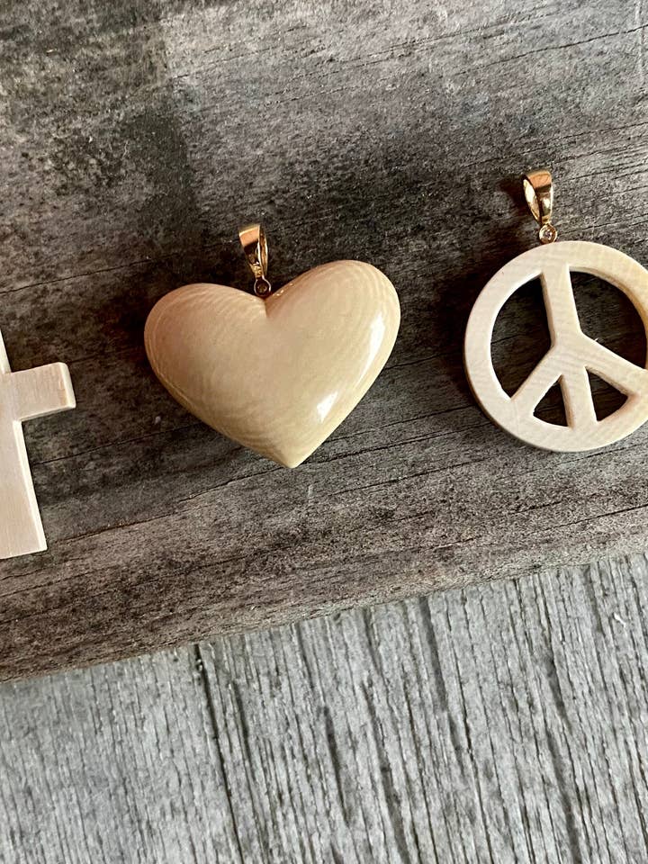 Diamond Heart Pendant for wholesale by Ivory Jacks