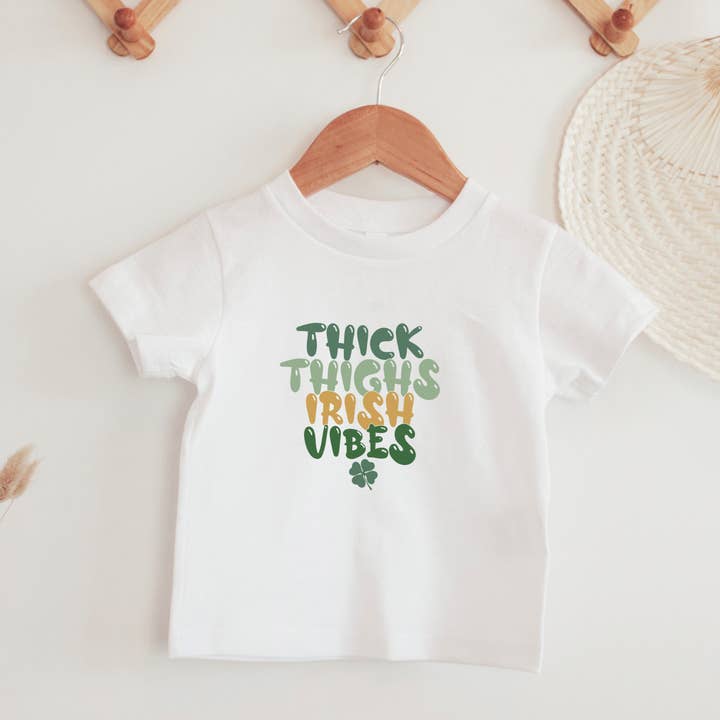 Chemise à cuisses épaisses Irish Vibes pour tout-petit pour la vente par Petite Star Rising