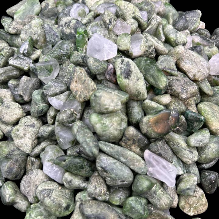 Geoworld Gallery - Wholesale Spiritual Stone/Crystal - Geoword - Tumbled Stone - Diopside - S0