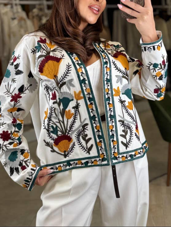 Bestickte bunte Boho-Jacke für den Großhandel von miglo