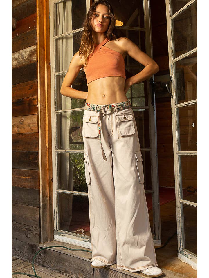 Pol Clothing - Wholesale Knit Top - Women's - Cropped Criss cross Halter Top SALE