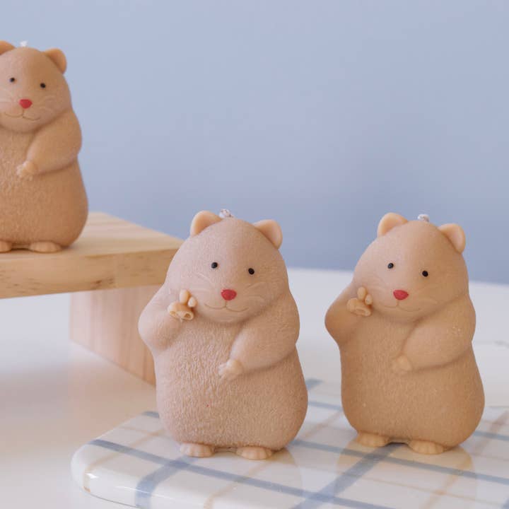 Peace Out Hamster for wholesale by Kirrou