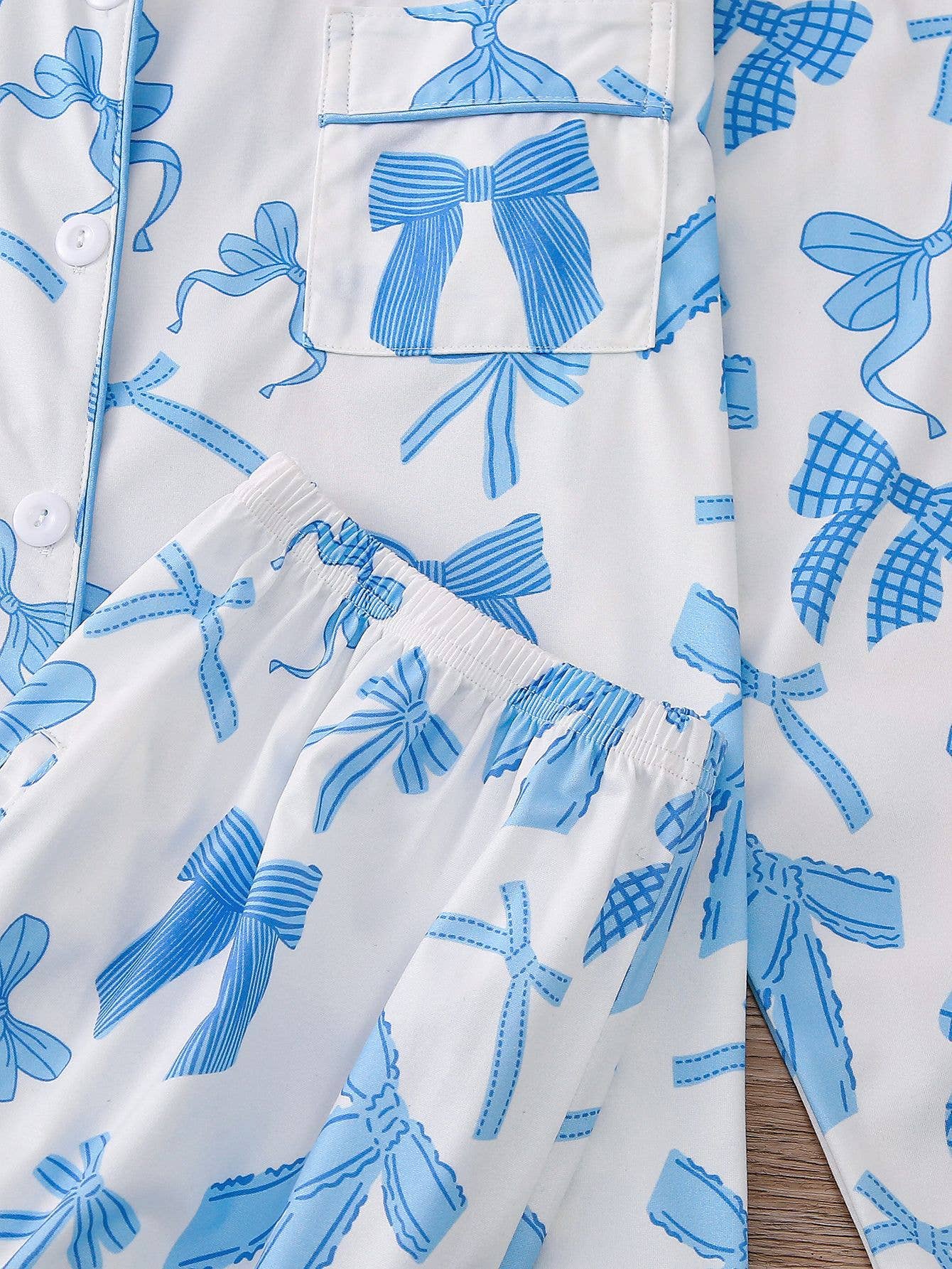 Rosa Clothing - Wholesale Sleepwear Set - Women's - Cozy & Soft Cute Bow Print Long Sleeve Pajama Set4