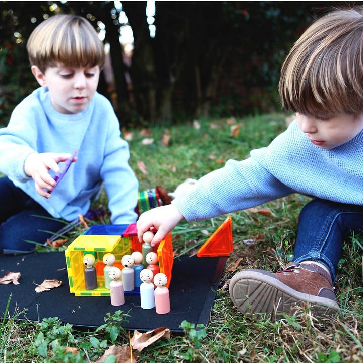 My Felt Story - Wholesale Toy Set - Kids - Muted Feeling Peg Dolls 10 Set + Booklet3