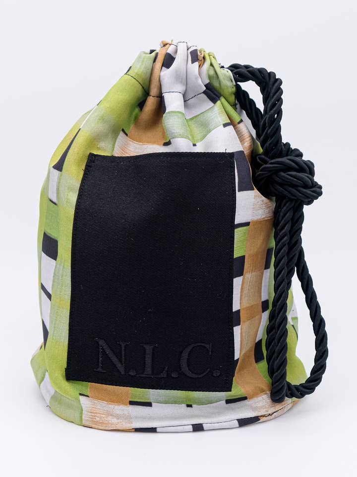 Emily Silk Bucket Bag for engroshandel hos North London Construction