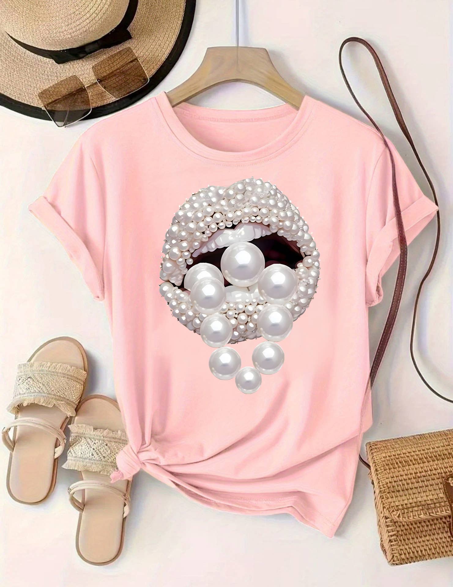 Rosa Clothing - Wholesale T-Shirt - Women's - Fashion T-shirt Round Neck Pearl Lips Print Short Sleeve3