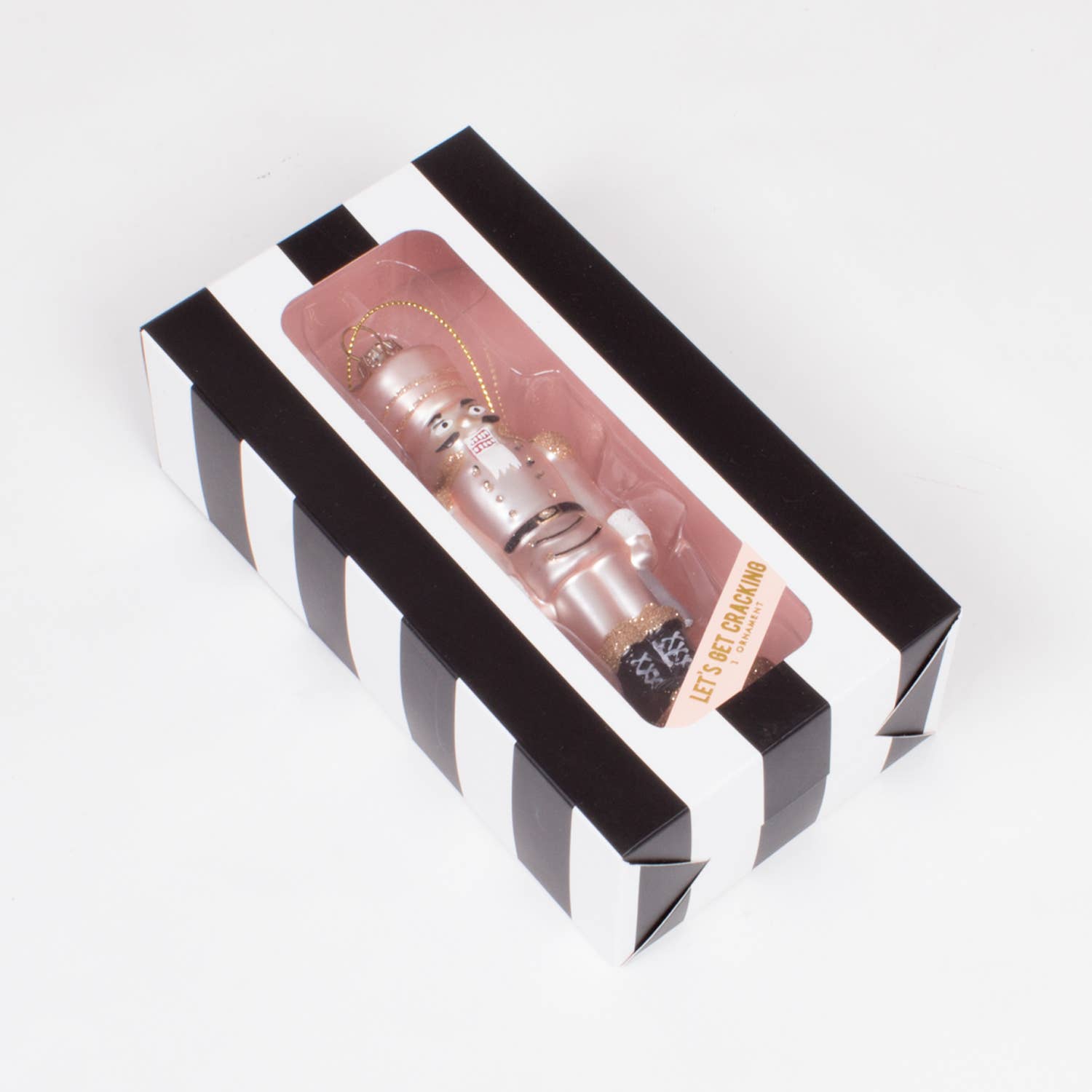 8 Oak Lane – Ornamento por atacado – Enfeite de vidro que representa quebra-nozes rosa em caixa1