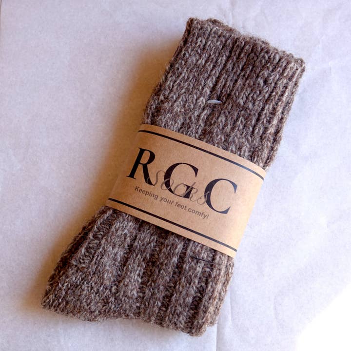 By The Mountain - Portuguese Handmade Footwear - Vendita all'ingrosso Calzini - Unisex - Calze in alpaca marroni | calze di lana | calze invernali3