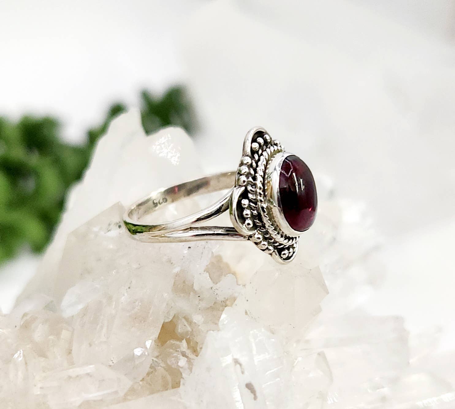 Meraki Gemstones – Engroshandel Solitairering – Granat Halvædelsten Sterlingsølv (925)--Ring3