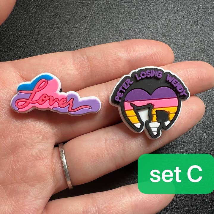 JuliesDecal - Wholesale Shoe Accessories - Famous Singer Croc shoe charms Shoe Decal Charms JuliesDecal4