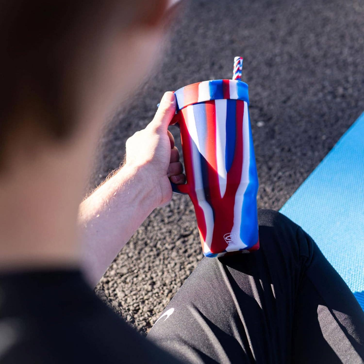 Silipint - Wholesale Insulated Mug/Tumbler - 32 oz Silicone Humbler (Handled Straw Tumbler) - The Patriot2