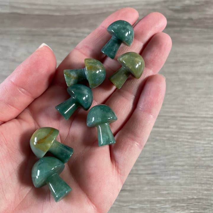 Keystone Crystals – wholesale Spiritual stone/crystal – Small Gemstone Mushrooms for Crystal and Gift Shops 5