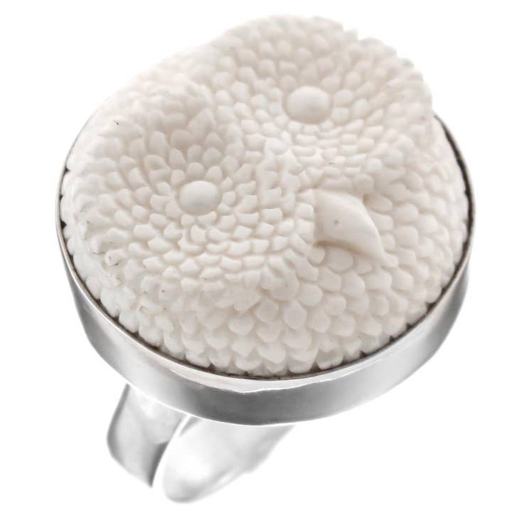 anillo de plata de ley 925 con talla a mano de búho en hueso de búfalo para venta al por mayor de FifiRose
