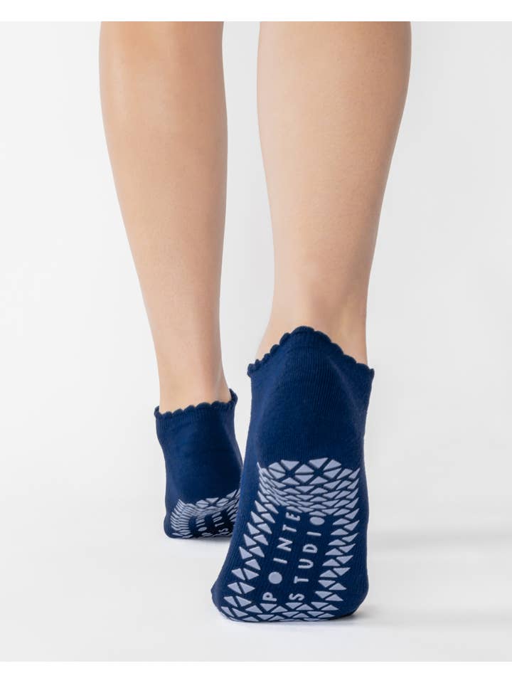 Pointe Studio - Vente Chaussettes – femme - Chaussettes Antidérapantes Complètes pour Femmes – Mélange de Coton Antidérapant pour Pilates & Barre3