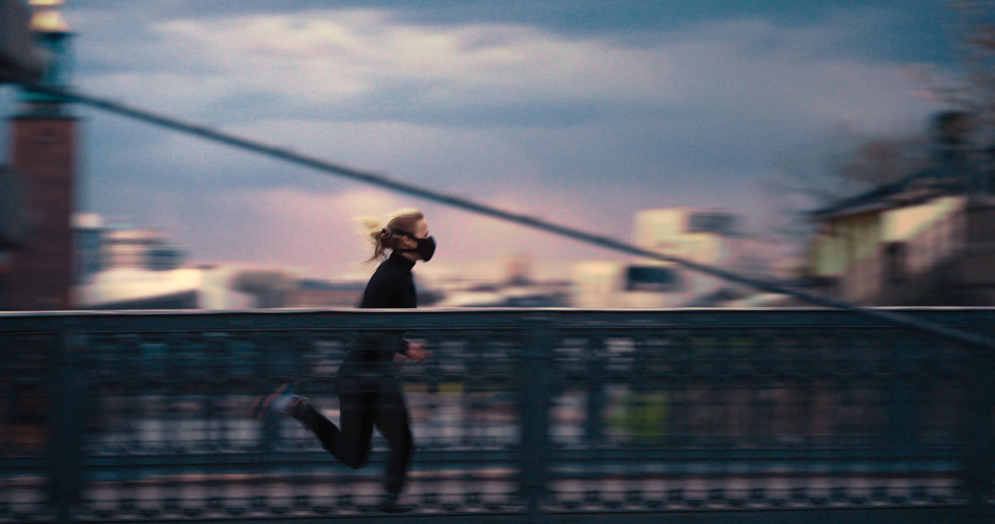 Storm Black Air Mask Active (KN95, reusable facemask) for wholesale on Faire5