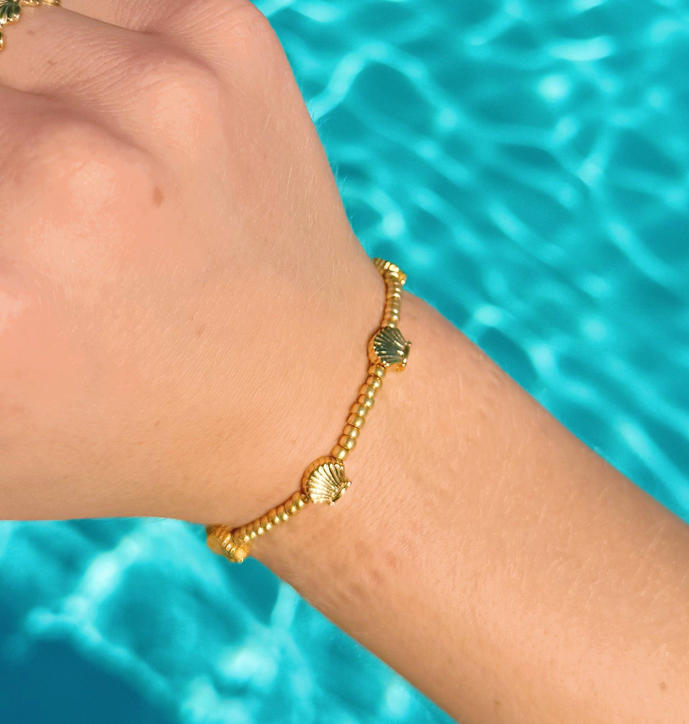 Salt & June - Wholesale Beaded Bracelet - Gold Seashell Beaded Bracelet5