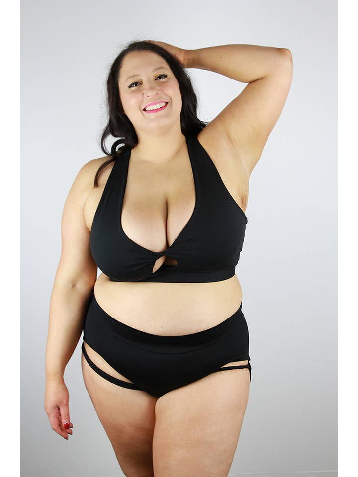 Rarr Designs - Wholesale Sports Bra - Women's - Matte Black Knot Plus Size Sports Bra5