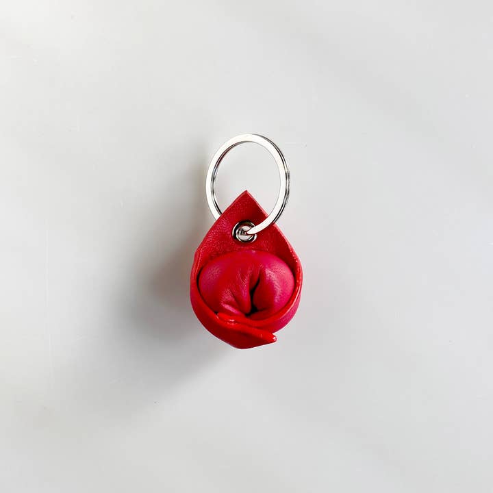 Melo Melo - Wholesale Keychain - Women's - Handcrafted Leather Tortellini Keychain - Realistic Pasta