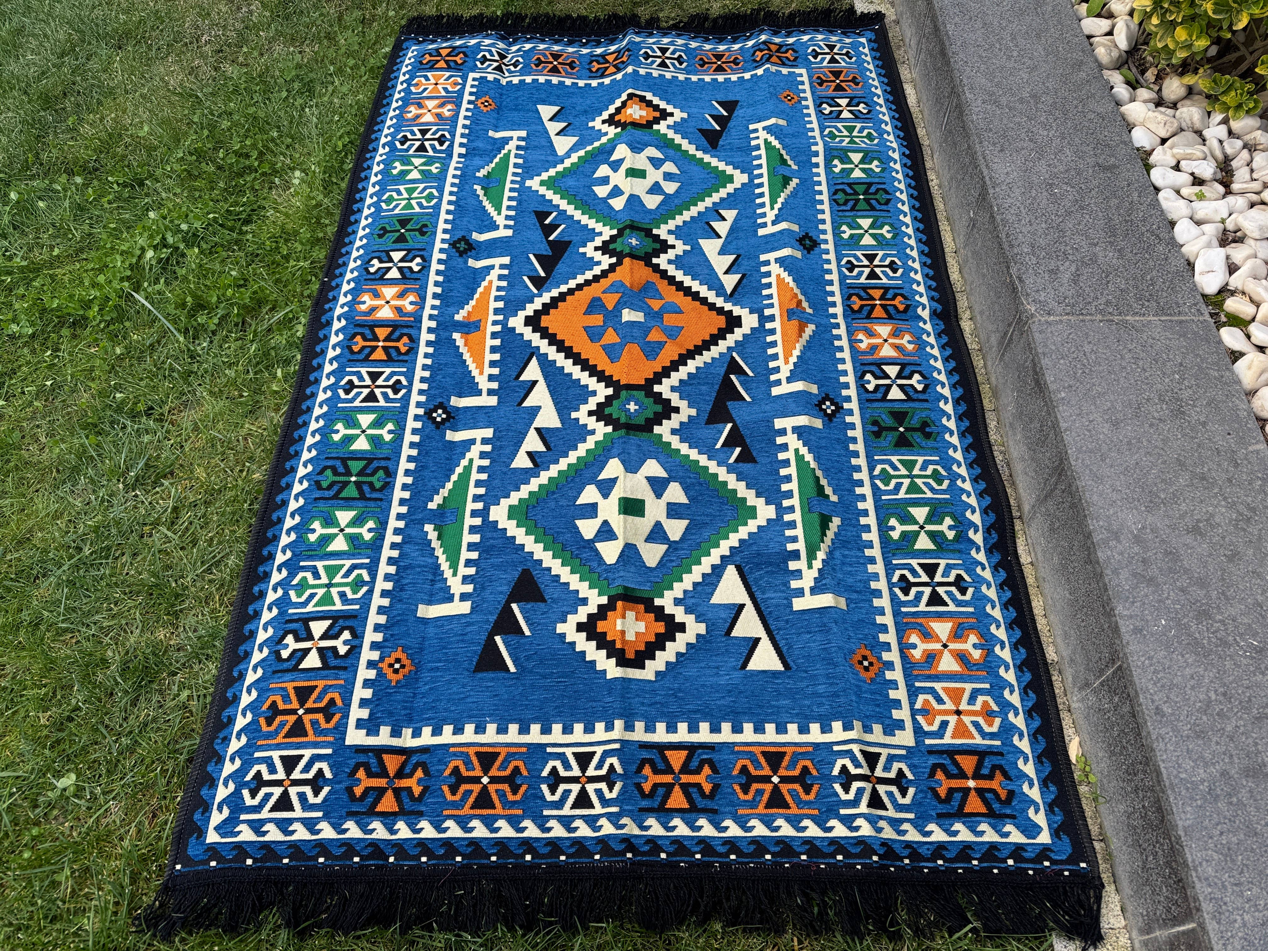 The Loom Wholesale – Großhandel Polsterhocker – Handgefertigte Bodensitzgelegenheit - Kilim-gemusterter Ottomanen-Bodensofa17