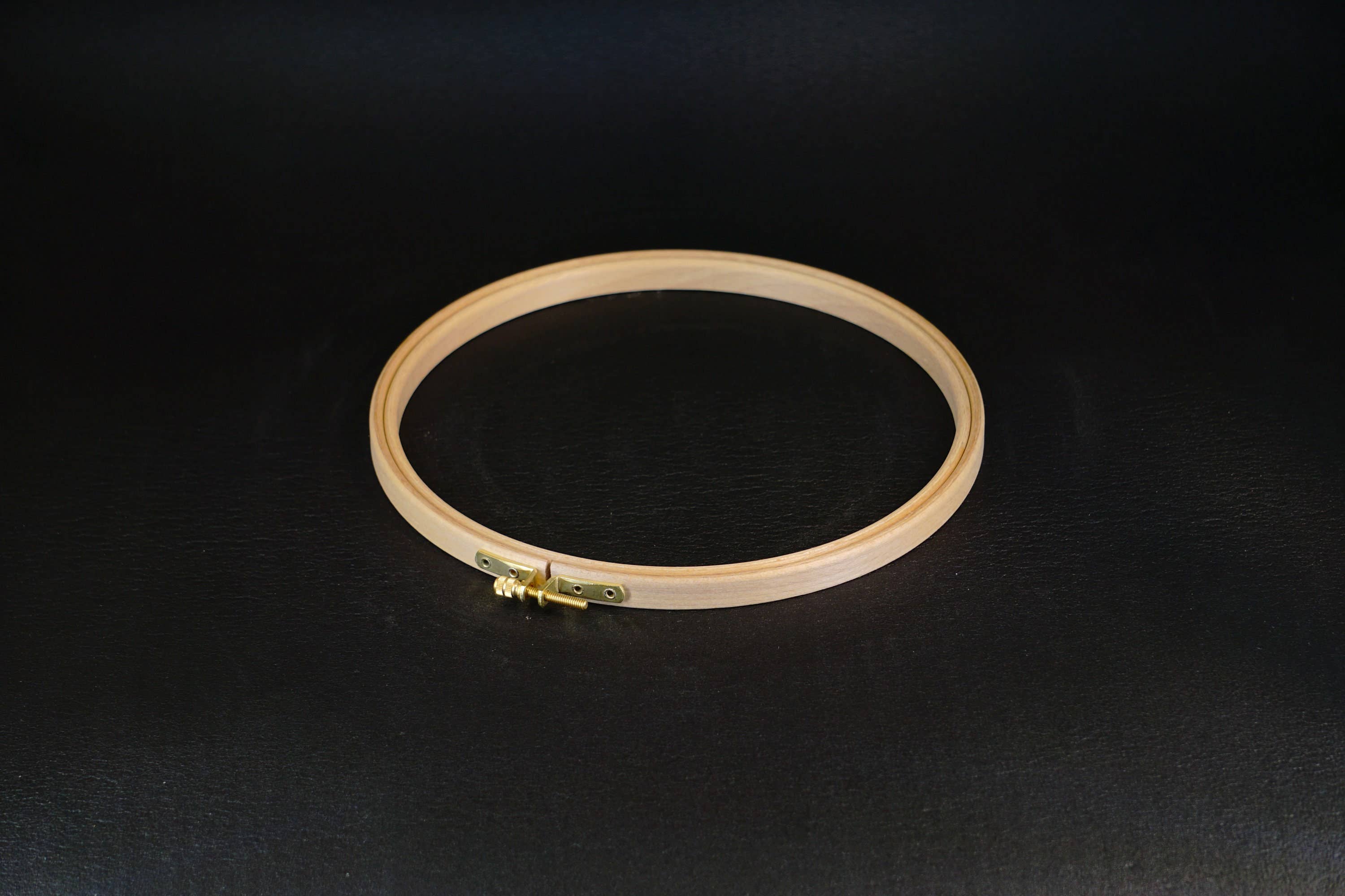 SGN Group LTD - Wholesale Embroidery/Cross Stitch Supplies - Embroidery Hoop 12 mm, Cross Stitch Hoop, Needlework frame1