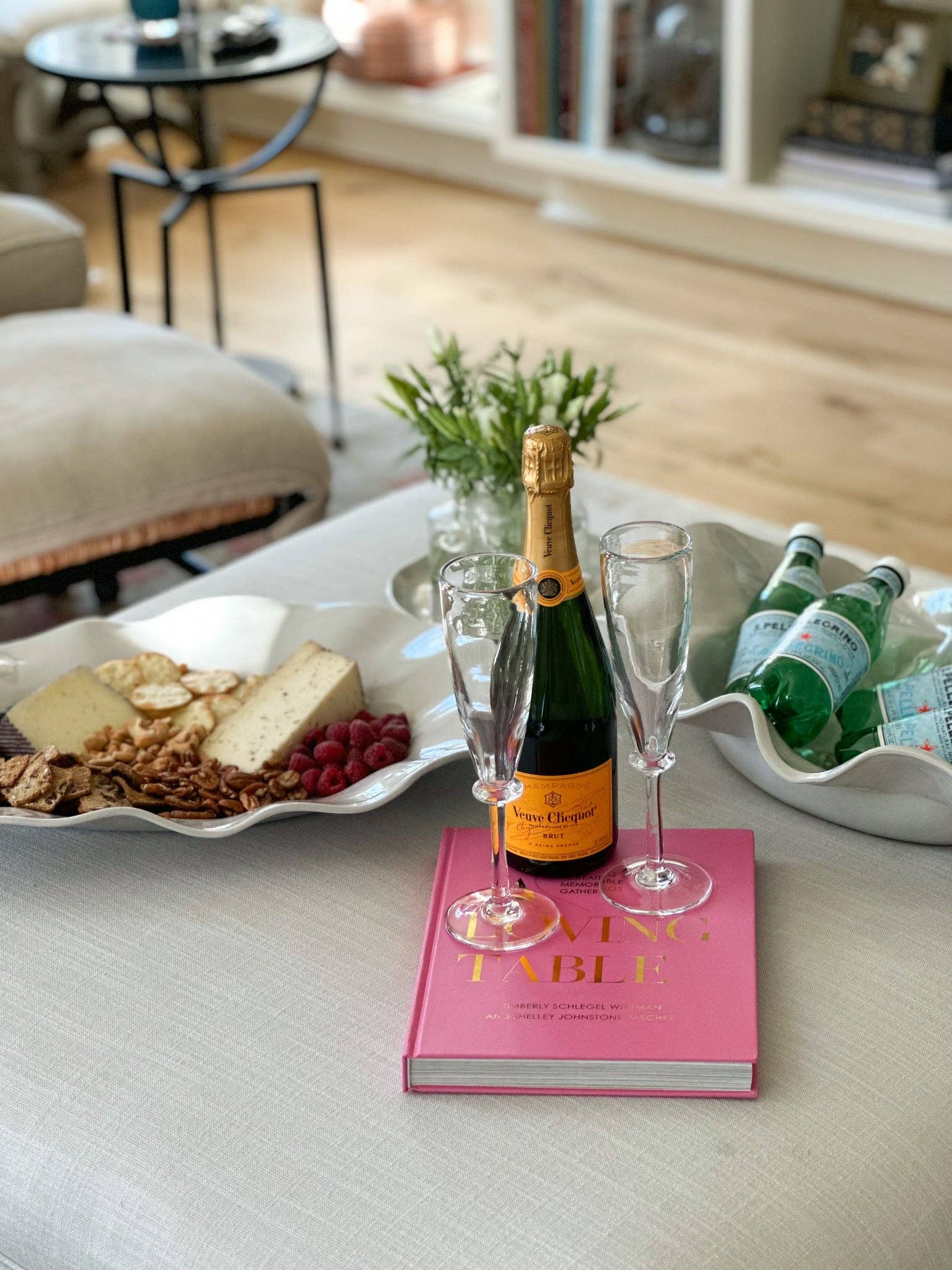 Relish - Wholesale Bowl - 19" large wavy bowl1