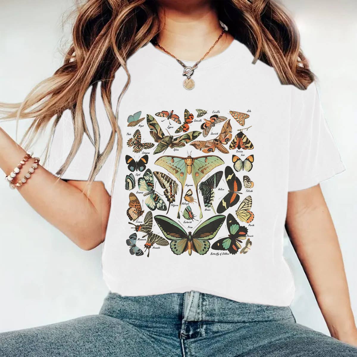 Rosa Clothing - Vente T-shirt sérigraphié – femme - T-shirt essentiel à manches courtes col rond avec motif papillon9