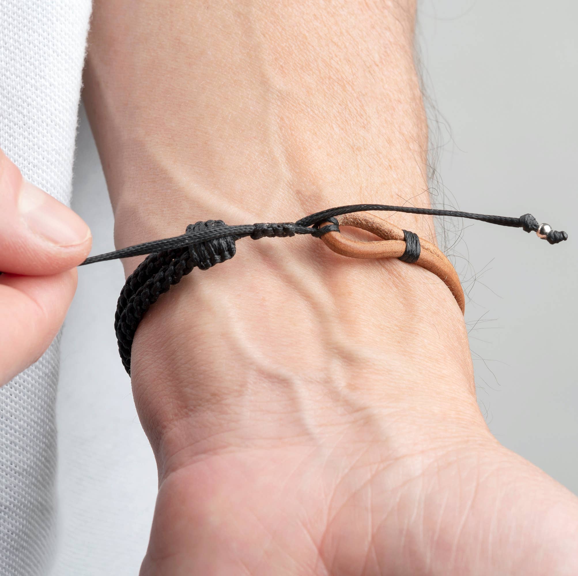 Makarla - Handmade Colombian Jewelry – wholesale Vävt/flätat armband – Nautiskt reparmband | Läderarmband | Present till män5