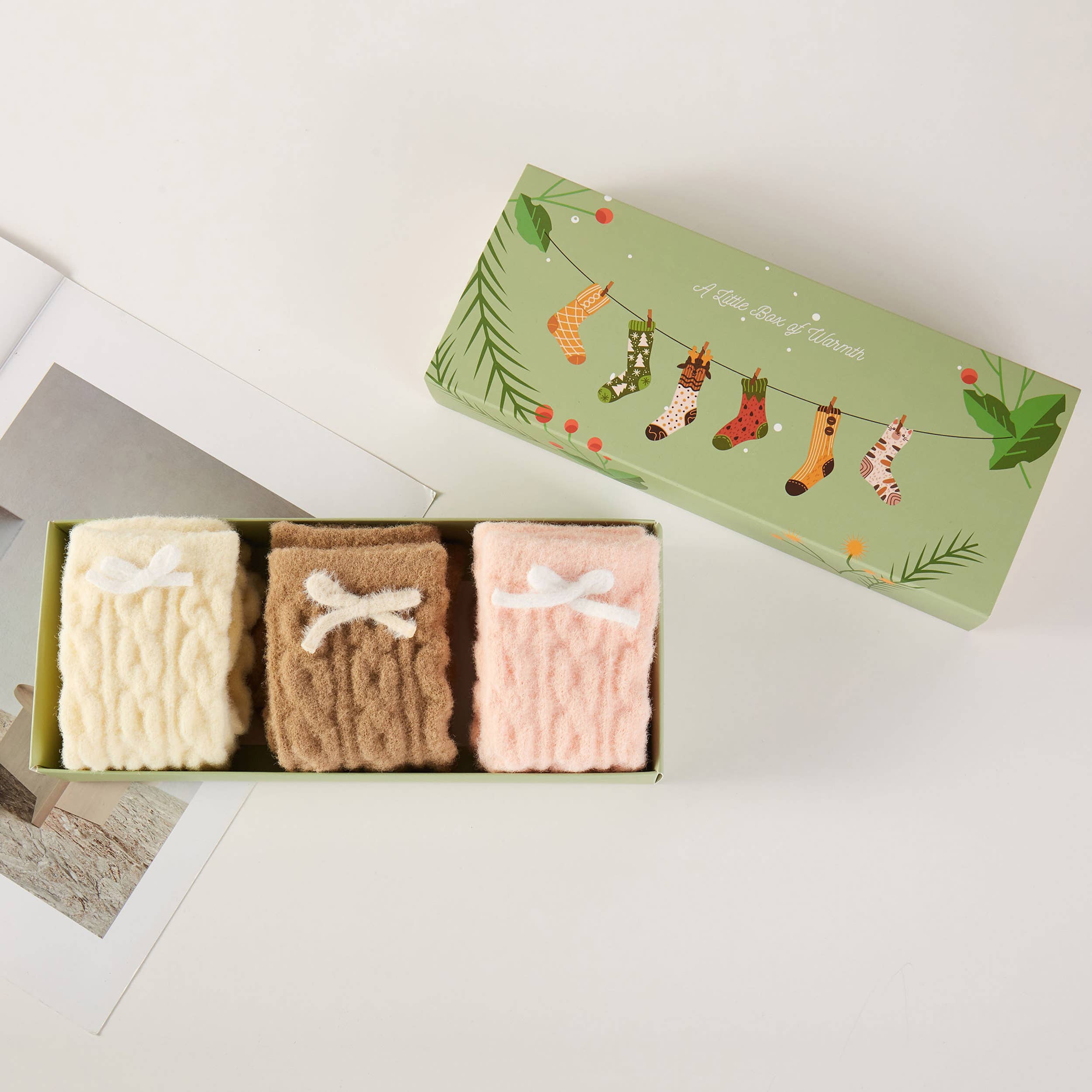 Hana - Venta al por mayor Calcetines - Mujer - Caja de regalo de calcetines de punto sólido retorcido con lazo (3 pares)0