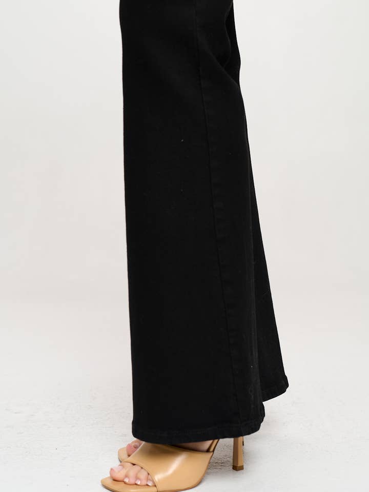 Sneak Peek - Wholesale Jeans - Women's - MID RISE ULTRA STRETCH FLARE IN BLACK SP-P12821BK