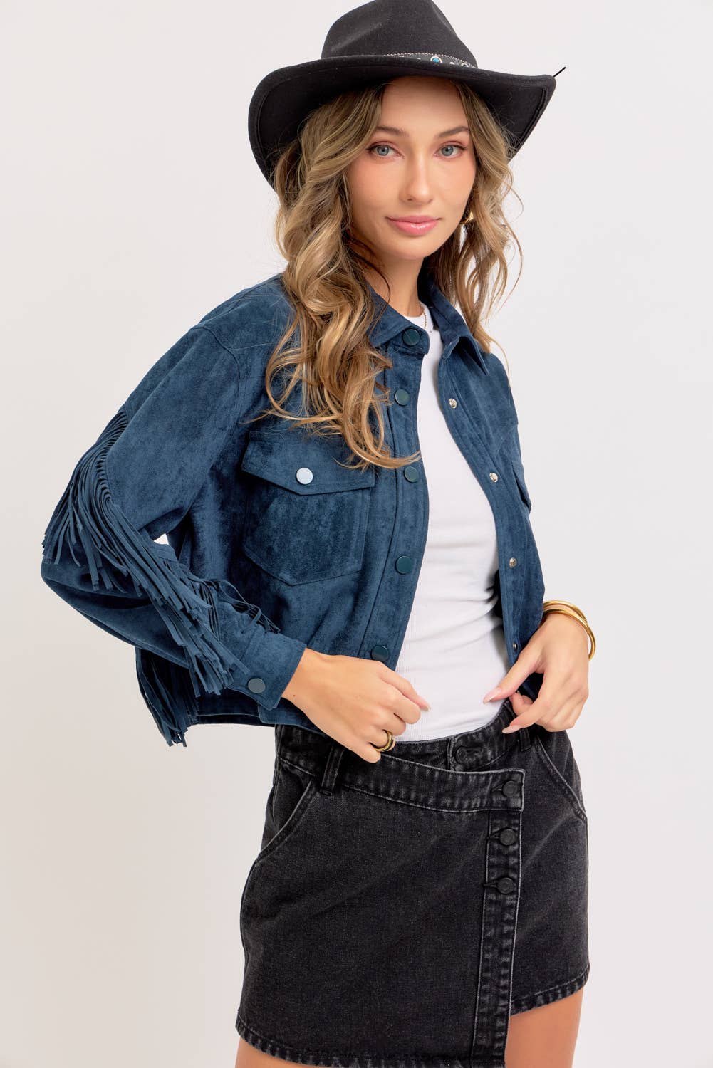 Sweet Lovely by Jen – Großhandel Hemdjacke/Shacket – Damen – Western-inspirierte Wildleder-Shacket27