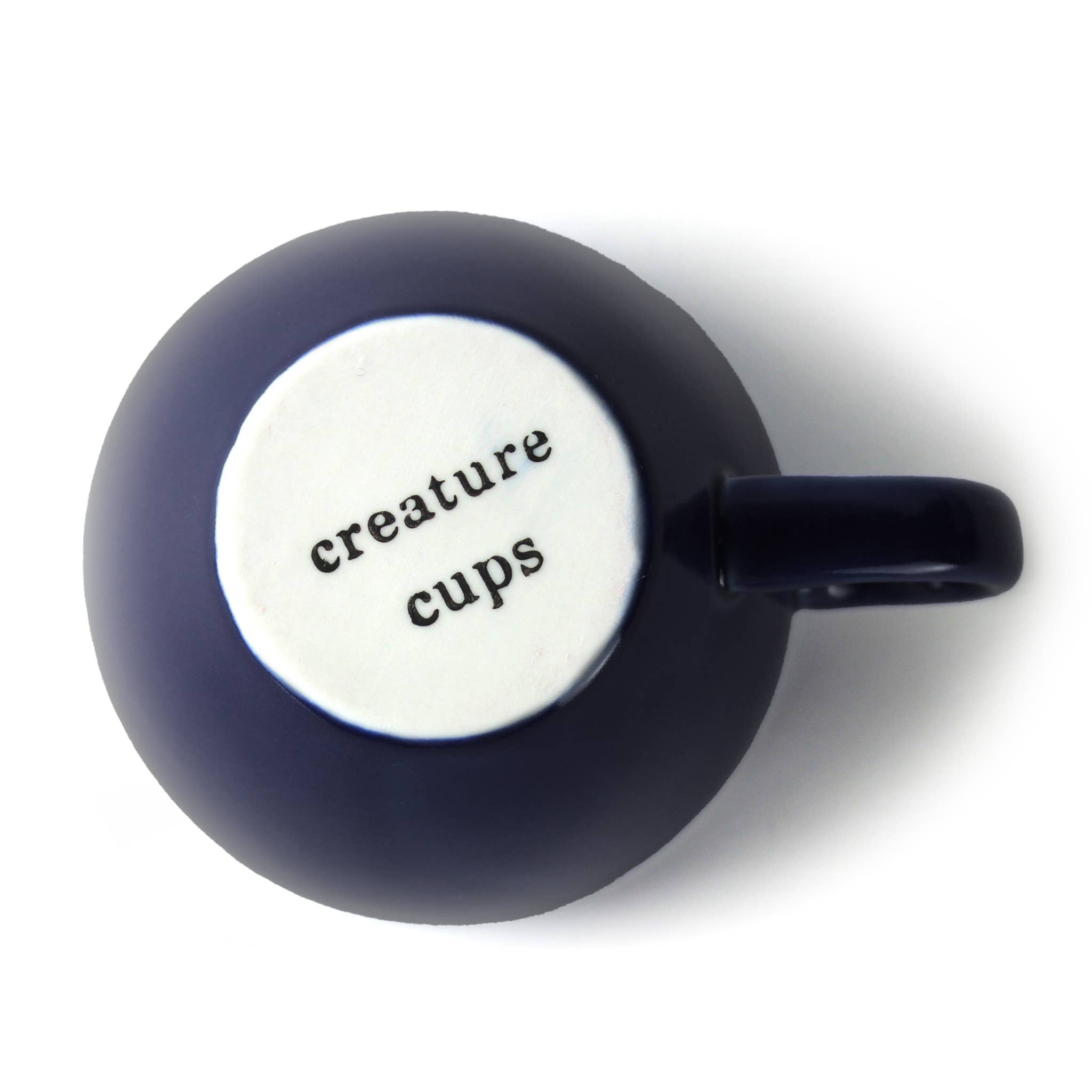 Marineblå Hvidhaj | Keramisk overraskelseskrus (11 oz. marineblå) for engroshandel på Faire3