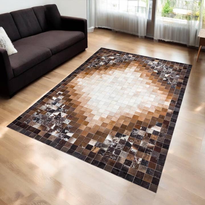 Tapete Patchwork de Pele de Vaca Ombre Castanho e Bege, Tapete de Pele de Vaca Natural por atacado de Karelias And Sons