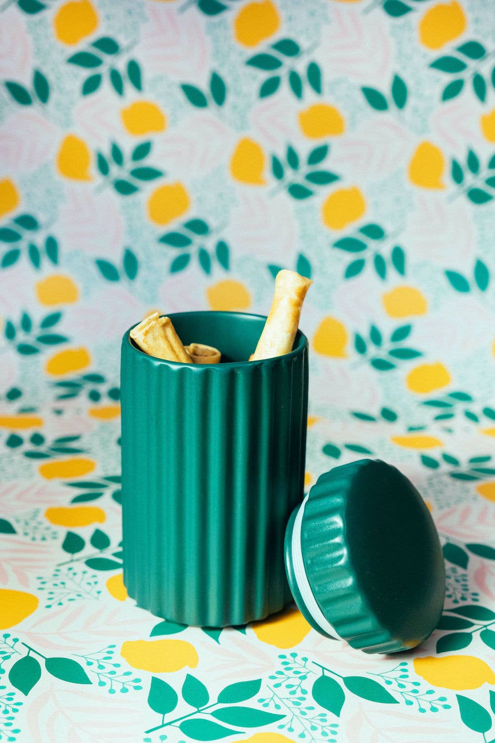 Waggo - Wholesale Pet Treat Jar - Dog - Ripple Ceramic Dog Treat Jar2