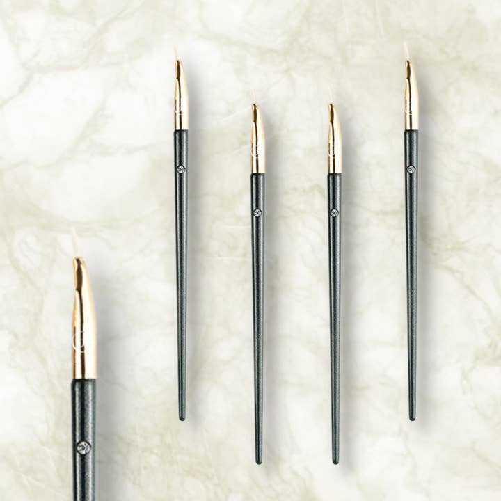 Eyeliner Brush for wholesale by CJP Beauty