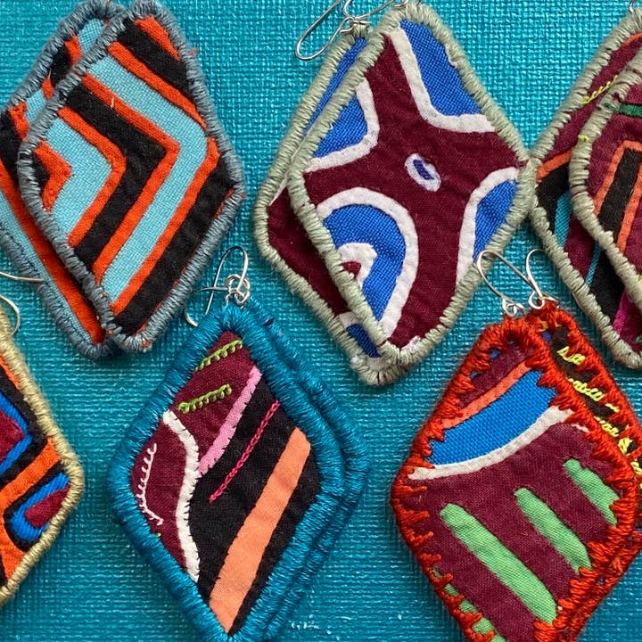 Pendientes de diamantes GRANDES - Tela MOLA para venta al por mayor de SWIETstuff