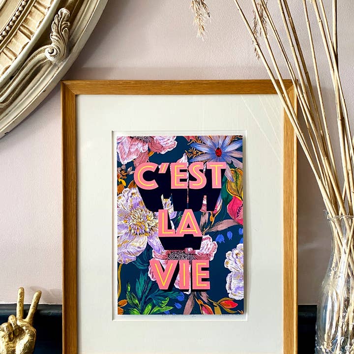 Stampa Giclée C'est La Vie per la vendita all'ingrosso da parte di Max Made Me