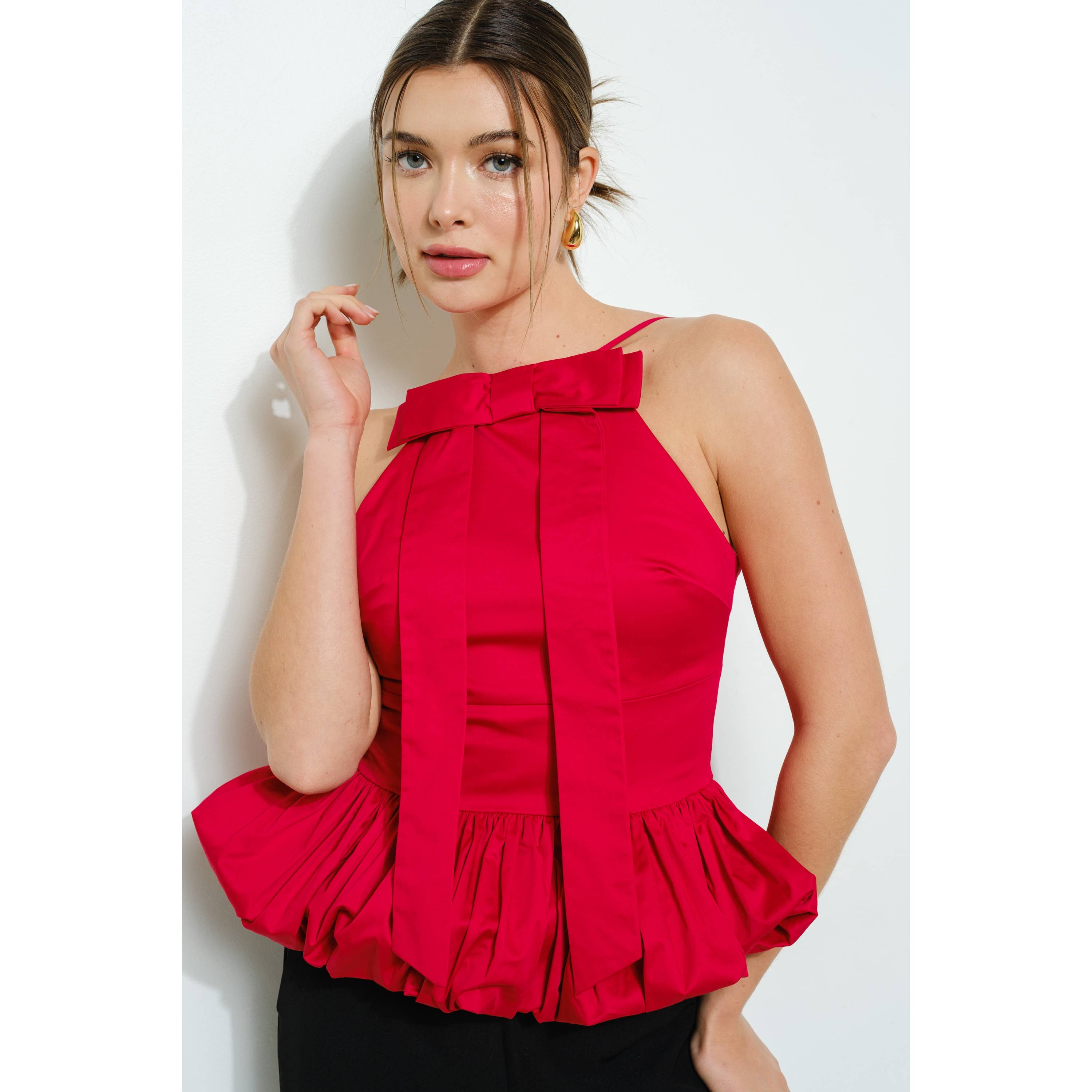 INA – Engroshandel Bluse - Dame – Ærmeløs top med sløjfedetalje foran og boblekant14