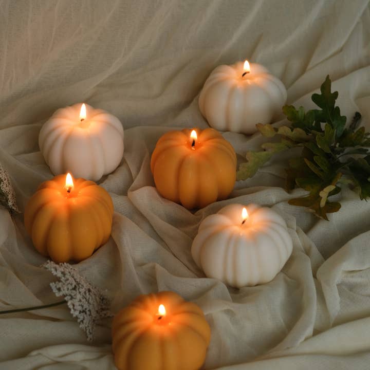 Interlude Candles - Wholesale Novelty Candle - Pumpkin Shaped Candle1