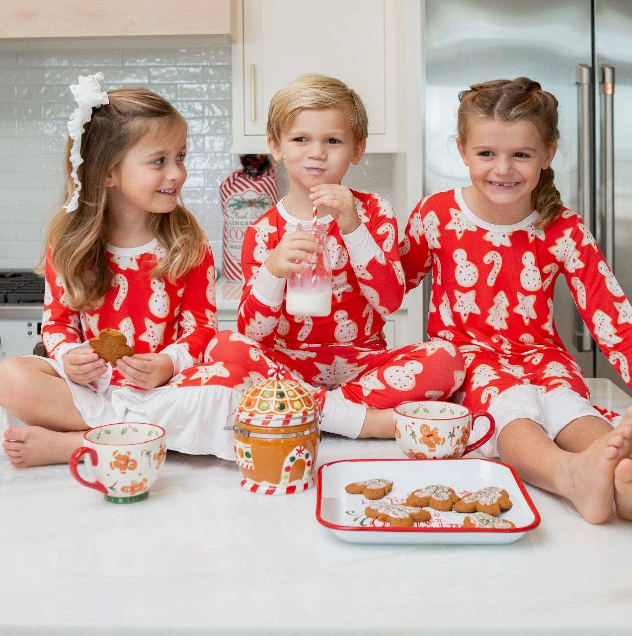 Sweet Bay Clothing - Vendita all'ingrosso Completo pigiama - Bambini - Pigiama Due Pezzi con Pantaloni a Tema Biscotti di Natale6