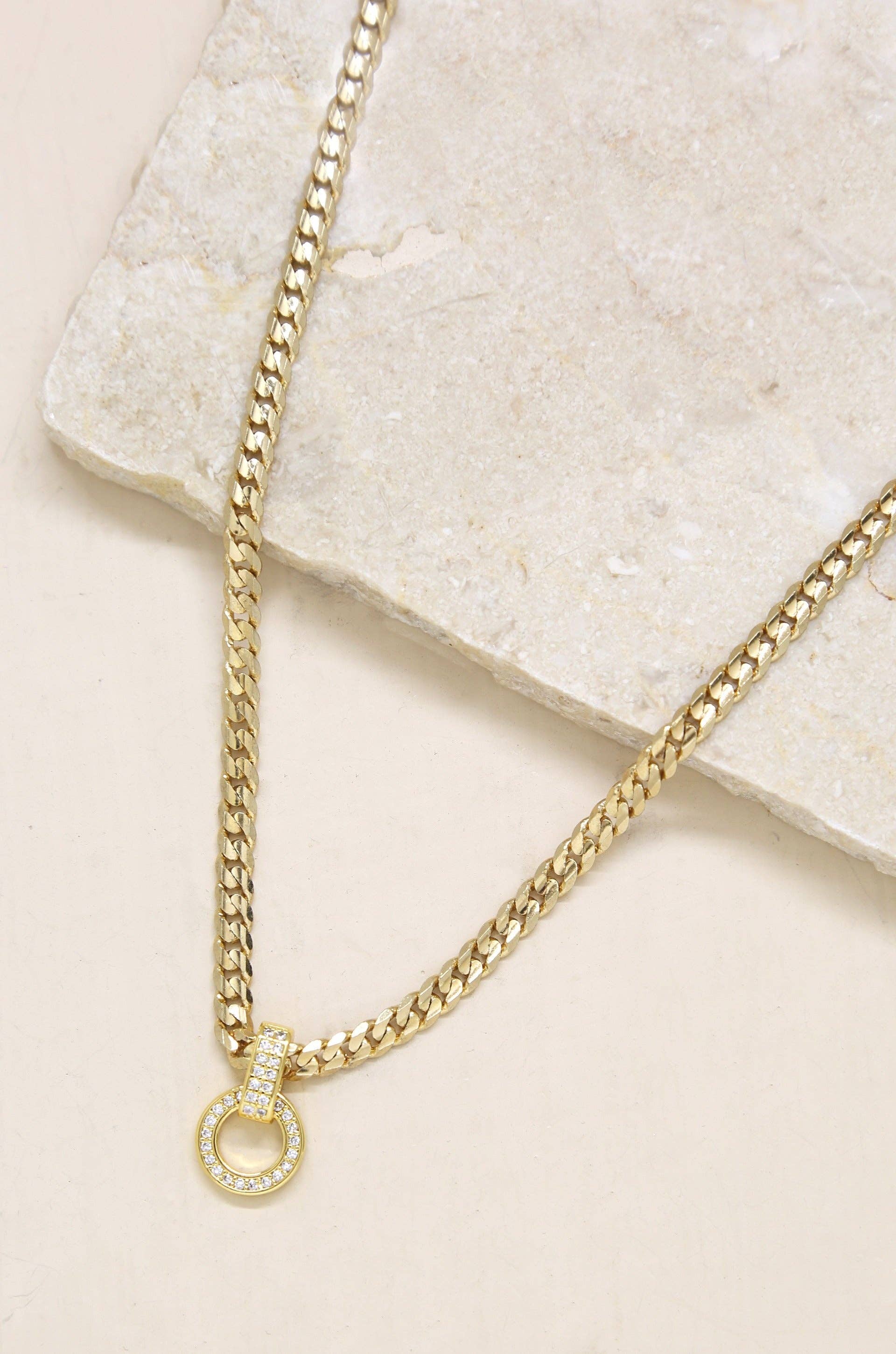 Ettika - Venta al por mayor Collares con colgantes/abalorios - Collar de cadena chapado en oro de 18 quilates Infinity2