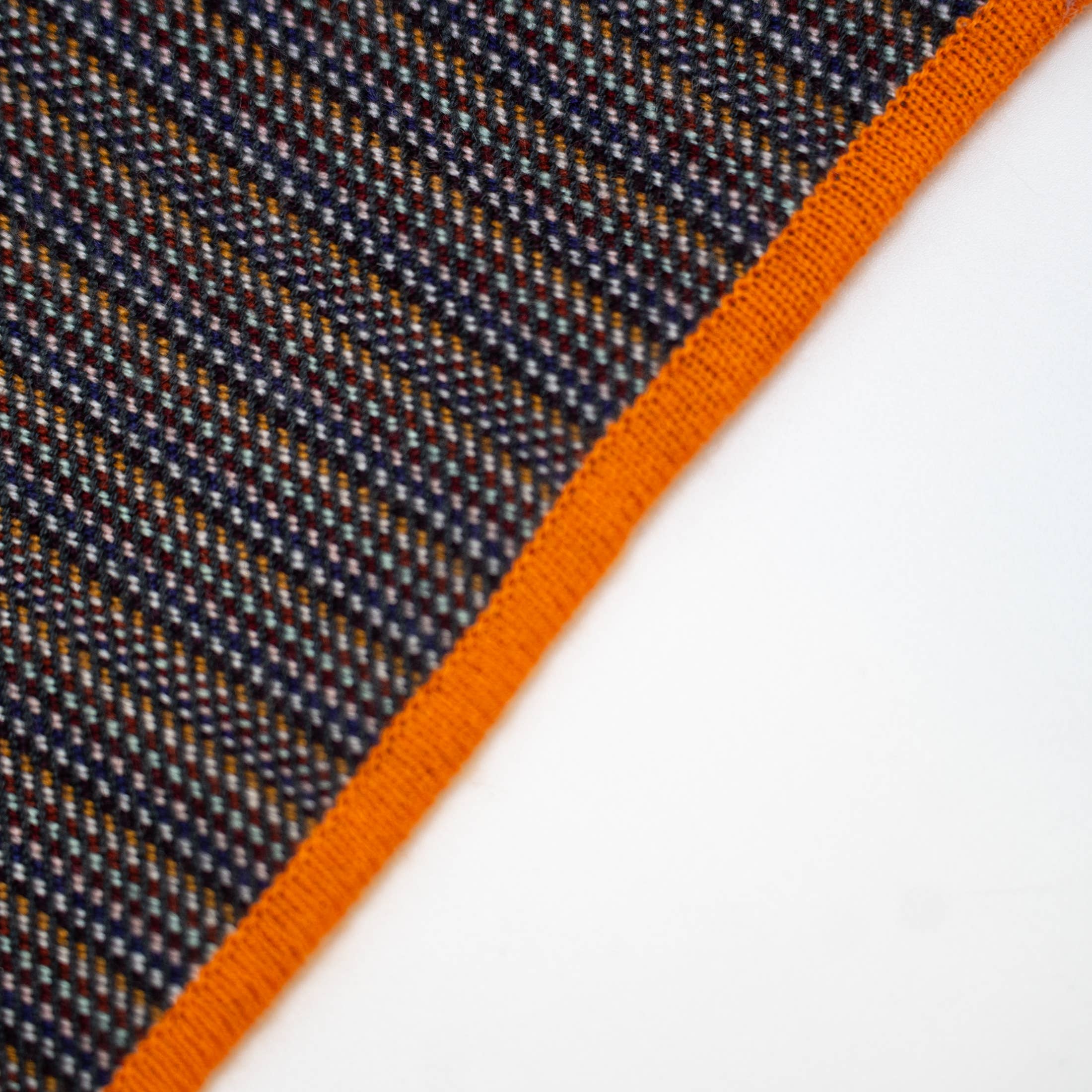 ART HIMALAYAN TRADING LTD - Wholesale Throw Blanket - High Quality Luxury Travel Cashmere Blanket Throw RCOP10